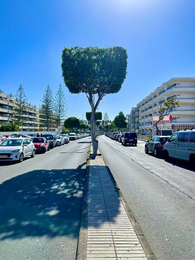 Tamaran 102 - Los Campos - Lux Garden Apt Near Dunes, Quiet-Central-Renovated San Bartolomé Apartman